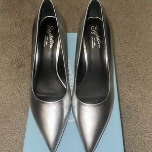 SEYCHELLES SHOES METALLIC LEATHER SILVER WORE ONCE